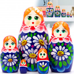 Russian Doll with with Bouquet of Chamomile Flowers Set of 5 pcs